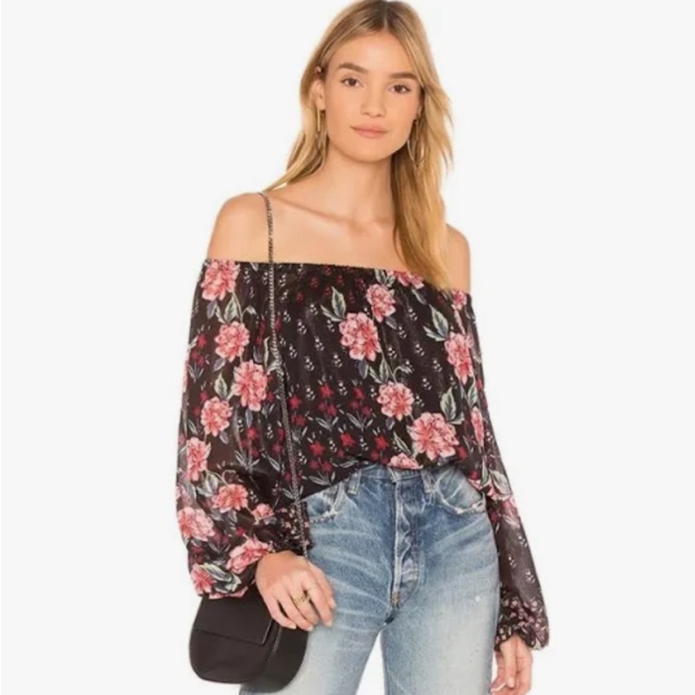 Devlin Felicia off the shoulder top